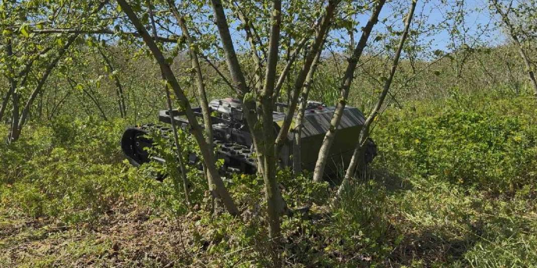 2 işçinin tam günde yaptığı işi 3 saatte yapıyor: Bu teknolojiyi çiftçi hayretle izliyor 4